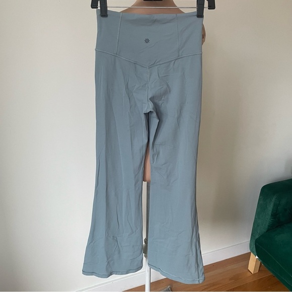 Athleta Elation Flare High Waisted Minimalistic Grey Pants #981683 EUC Size XS - Picture 4 of 10